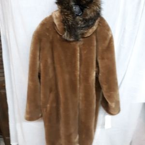 Pamela McCoy Ladies Coat